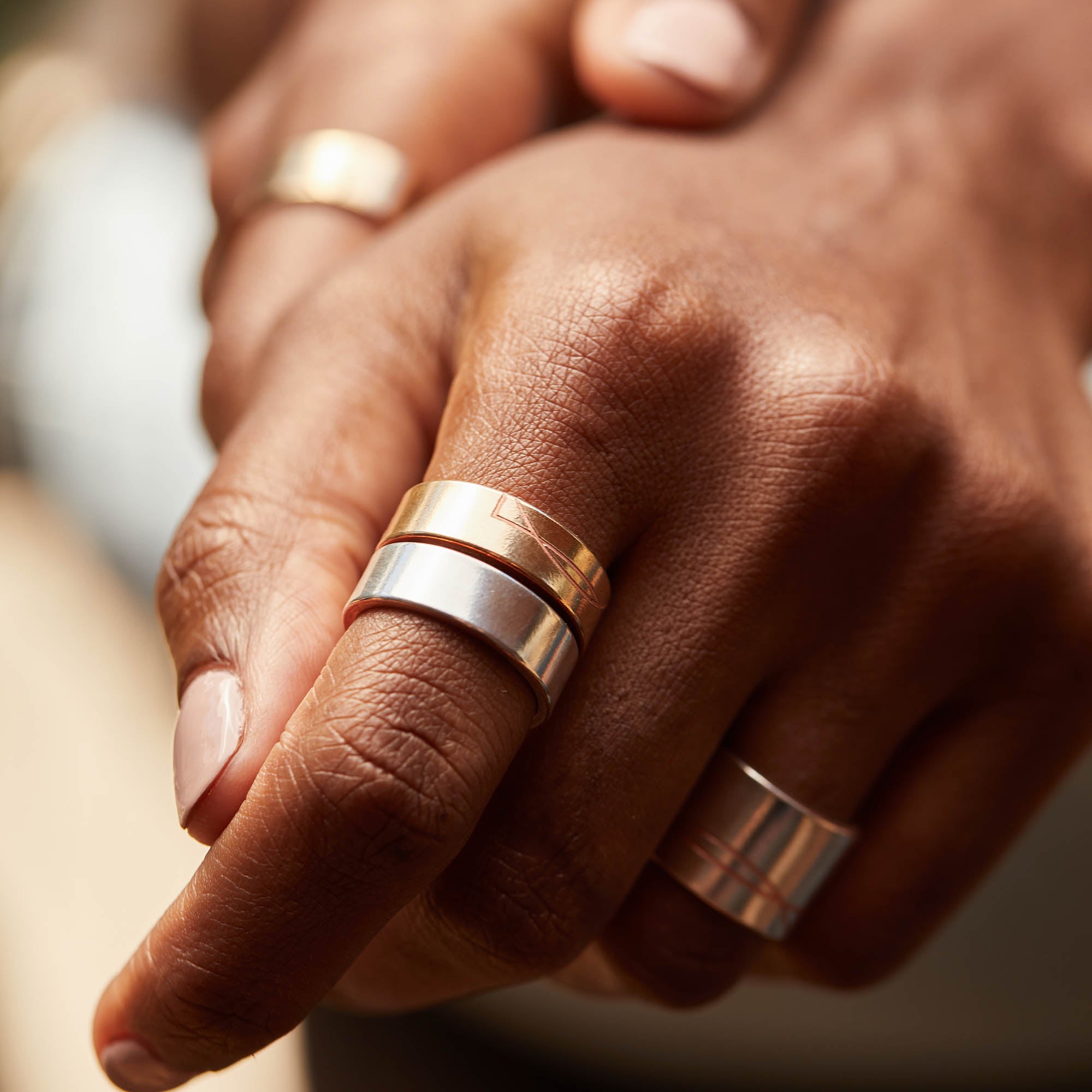 Squared Circle Bonded Ring